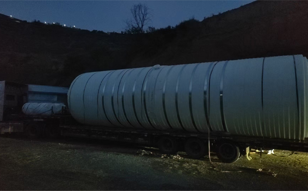 峪泉镇圆桶运输途中